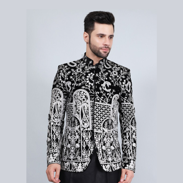 Ethnic Motifs Embroidered Single Breasted Blazer